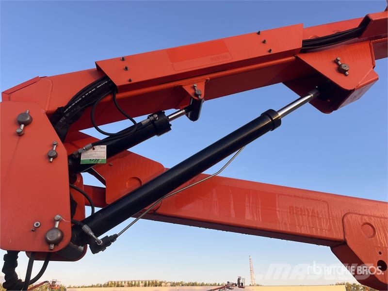 JLG E450AJ 2WD Electric Articulating Boom Lift 曲臂高空工作平台