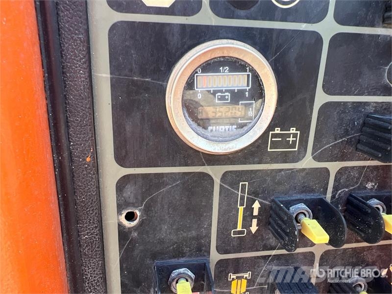 JLG E450AJ Articulating Boom Lift Iseliikuvad poomtõstukid