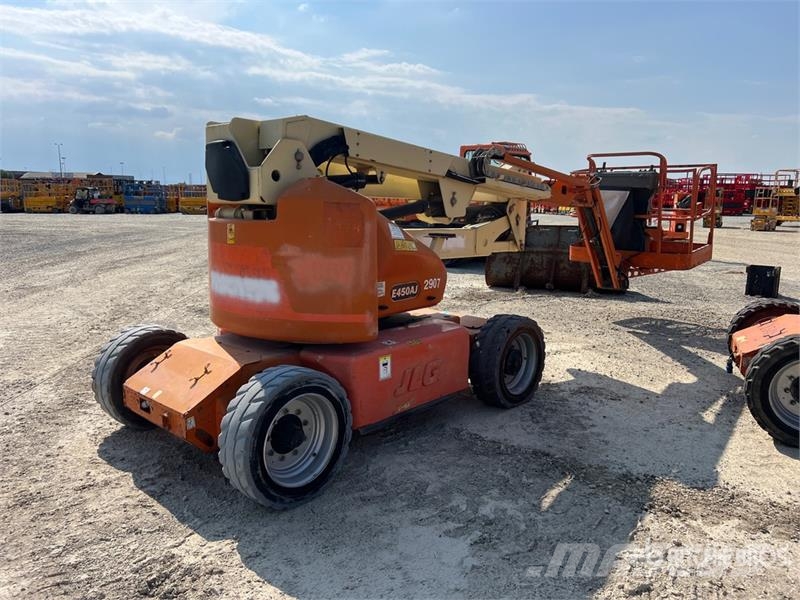 JLG E450AJ Articulating Boom Lift Iseliikuvad poomtõstukid