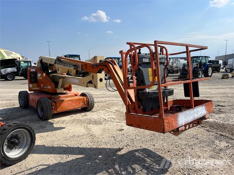 JLG E450AJ Articulating Boom Lift Iseliikuvad poomtõstukid