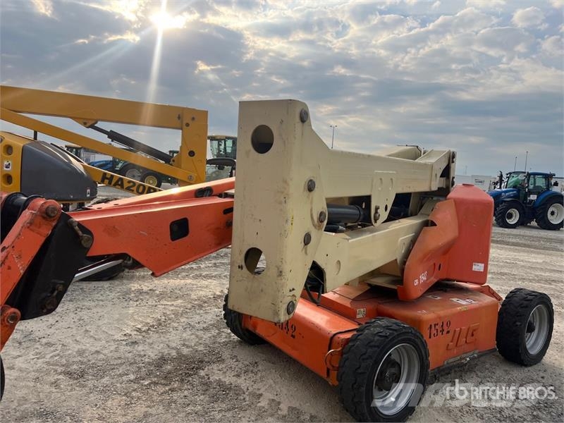 JLG E450AJ Electric Articulating Boom Lift (Inoperable Piattaforme a braccio articolato