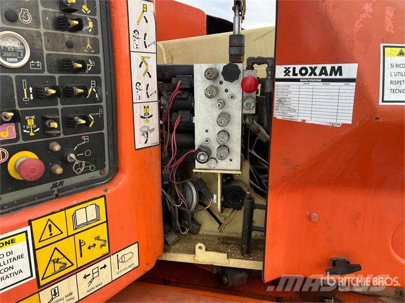 JLG E450AJ Electric Articulating Boom Lift Karos emelők
