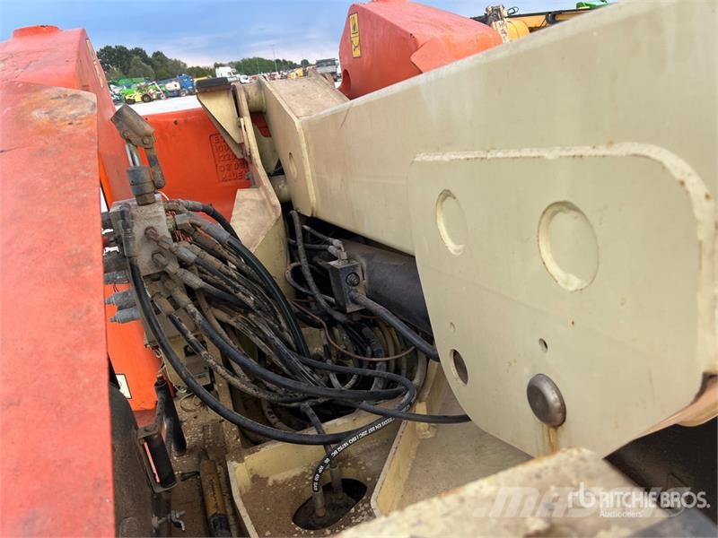 JLG E450AJ Electric Articulating Boom Lift Karos emelők