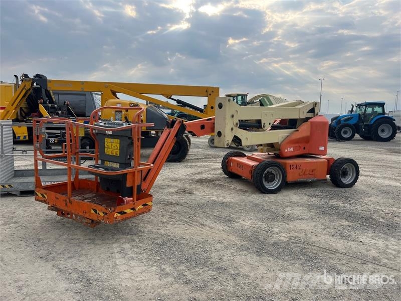 JLG E450AJ Electric Articulating Boom Lift (Inoperable Piattaforme a braccio articolato