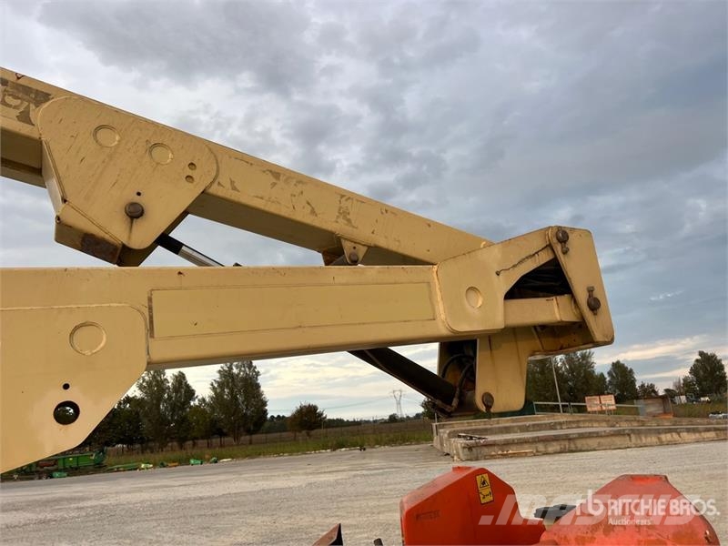 JLG E450AJ Electric Articulating Boom Lift Karos emelők