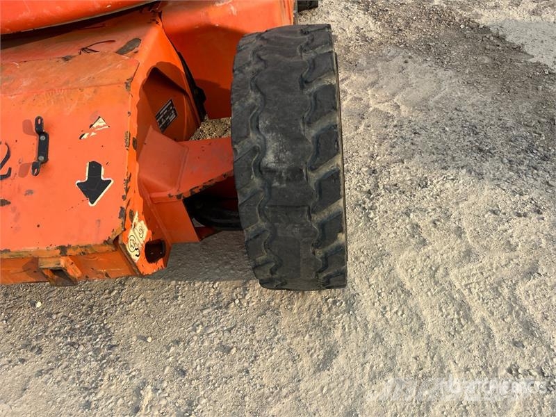 JLG E450AJ Electric Articulating Boom Lift (Inoperable Piattaforme a braccio articolato