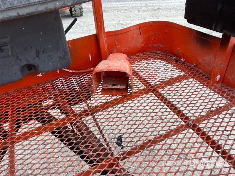 JLG E450AJ Electric Articulating Boom Lift Съчленени стрелови подемници