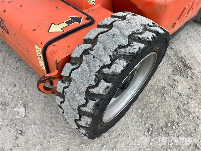 JLG E450AJ Electric Articulating Boom Lift Съчленени стрелови подемници