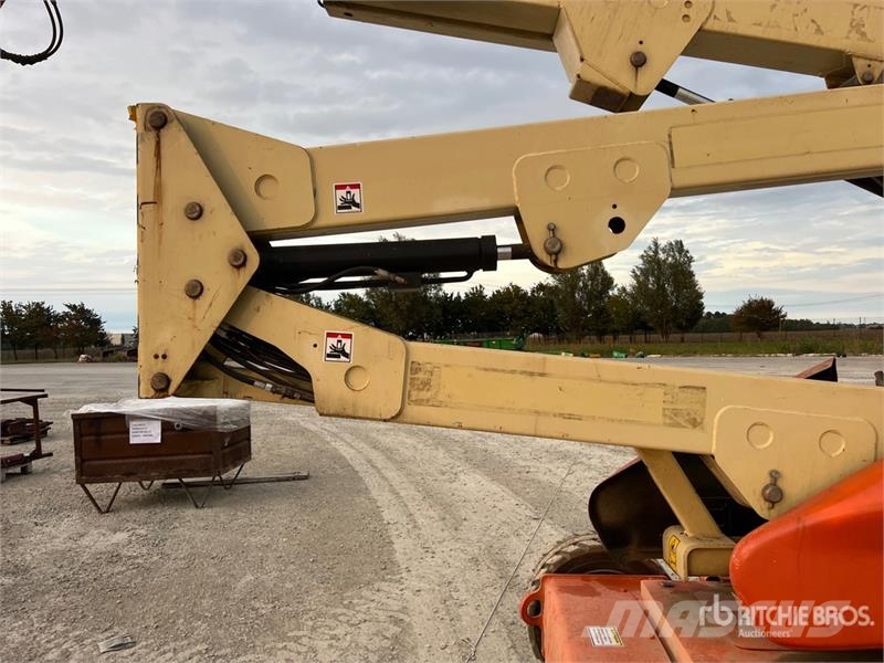 JLG E450AJ Electric Articulating Boom Lift Karos emelők