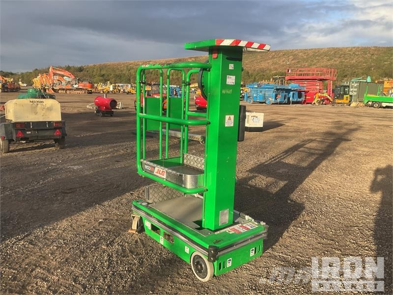JLG Eco Lift Vertical Mast Lift Vertical mast lifts
