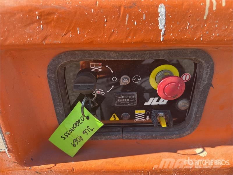 JLG M4069 Bi-Energy Scissor Lift Škarjaste dvižne ploščadi