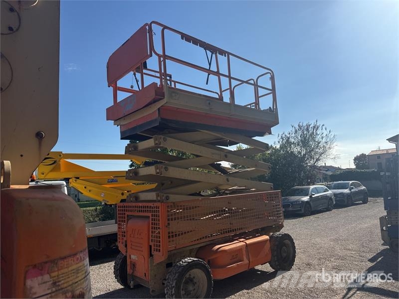 JLG M4069 Bi-Energy Scissor Lift Škarjaste dvižne ploščadi