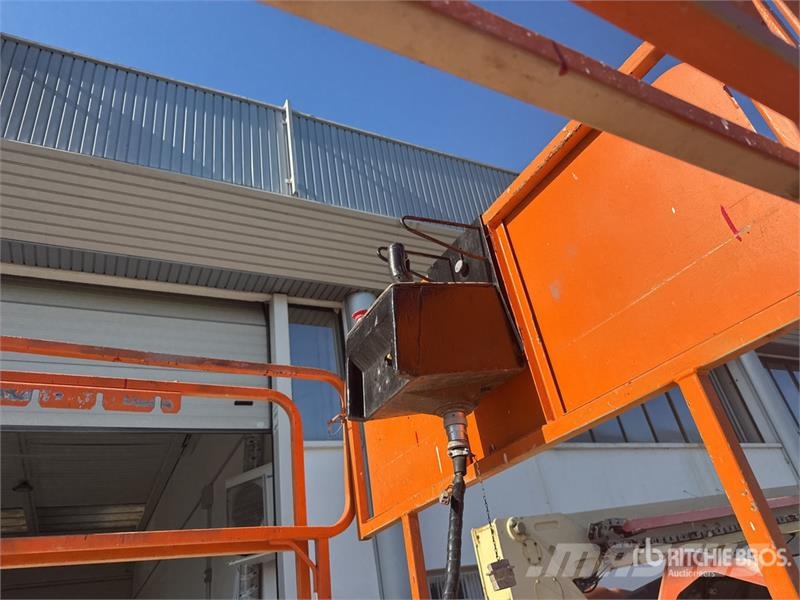 JLG M4069 Bi-Energy Scissor Lift Škarjaste dvižne ploščadi