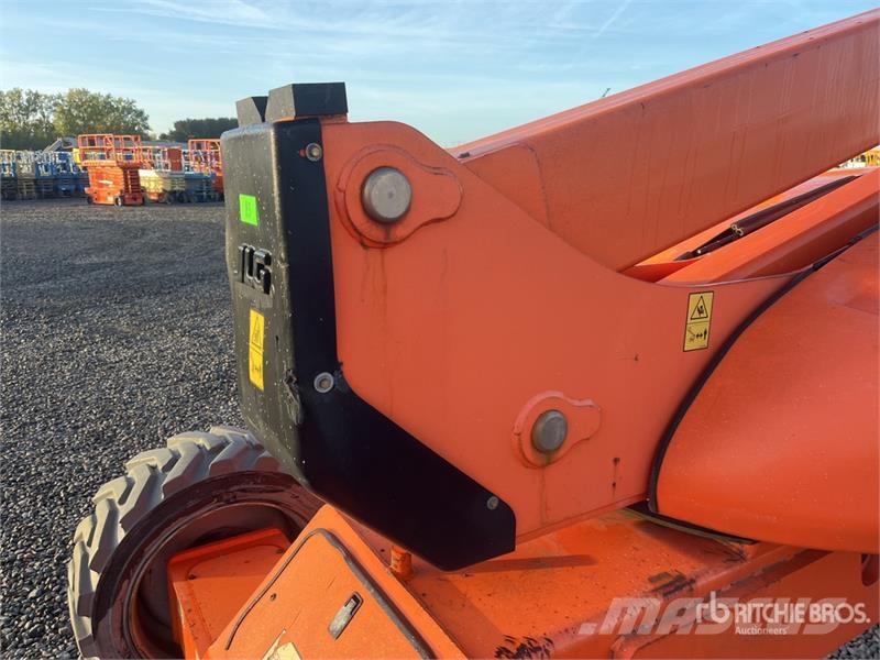 JLG M600JP 2WD Electric Articulating Boom Lift 관절형 전동이동 리프트