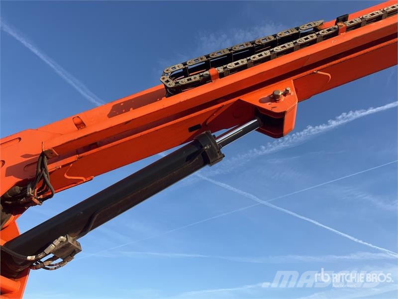 JLG M600JP 2WD Electric Articulating Boom Lift 관절형 전동이동 리프트