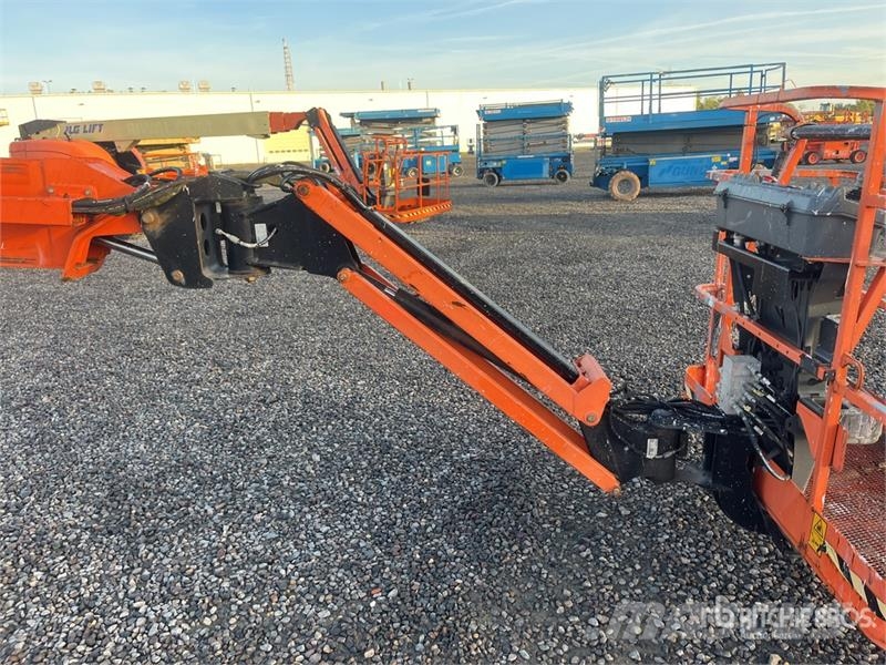 JLG M600JP 2WD Electric Articulating Boom Lift 관절형 전동이동 리프트