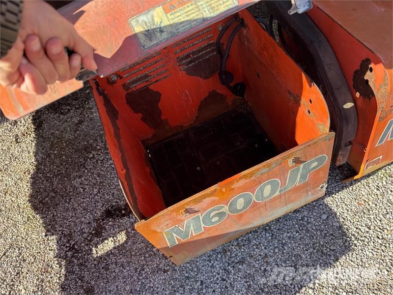 JLG M600JP 4WD Electric Telescopic Boom Lift (Inoperab Teleskopske dvižne ploščadi