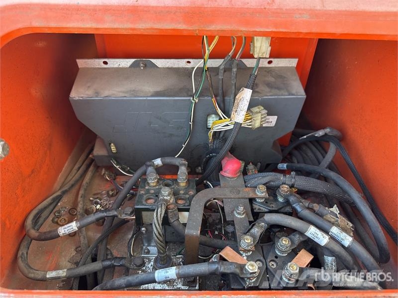 JLG M600JP 4WD Electric Telescopic Boom Lift (Inoperab Teleskopske dvižne ploščadi