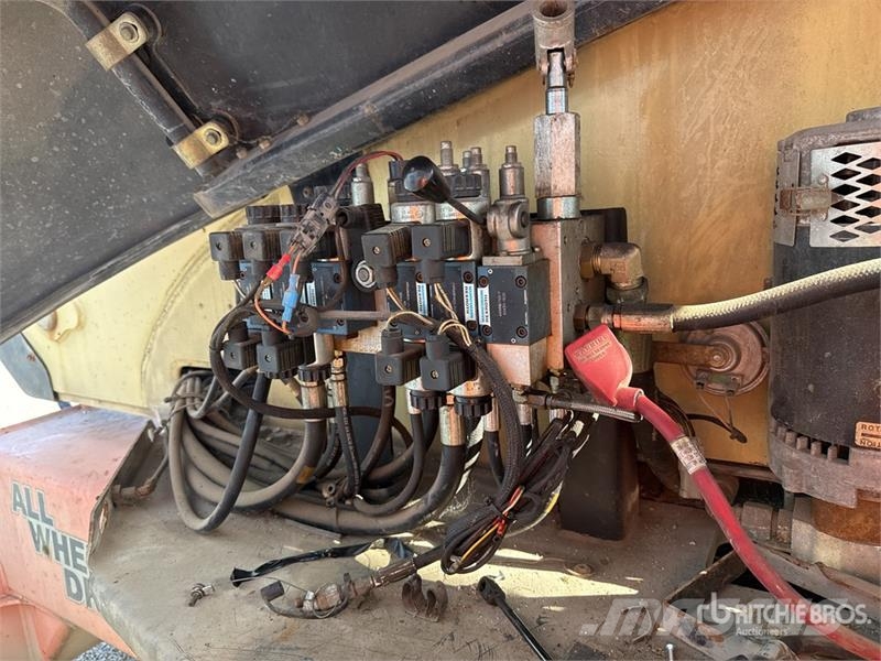 JLG M600JP 4WD Electric Telescopic Boom Lift (Inoperab Teleskopske dvižne ploščadi