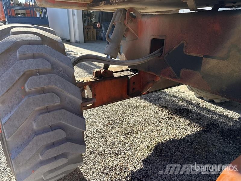 JLG M600JP 4WD Electric Telescopic Boom Lift (Inoperab Teleskopske dvižne ploščadi