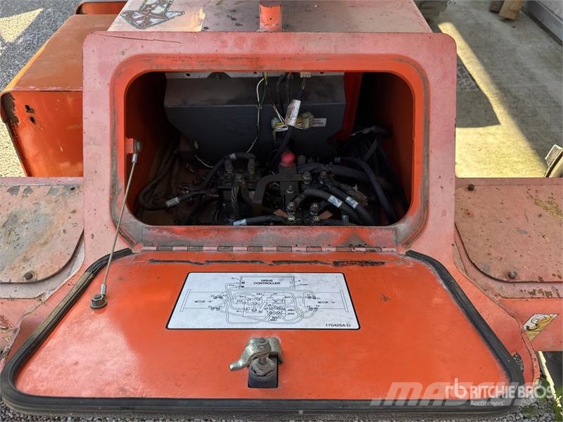 JLG M600JP 4WD Electric Telescopic Boom Lift (Inoperab Teleskopske dvižne ploščadi