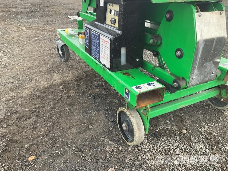 JLG Power Tower Electric Scissor Lift Makazaste platforme