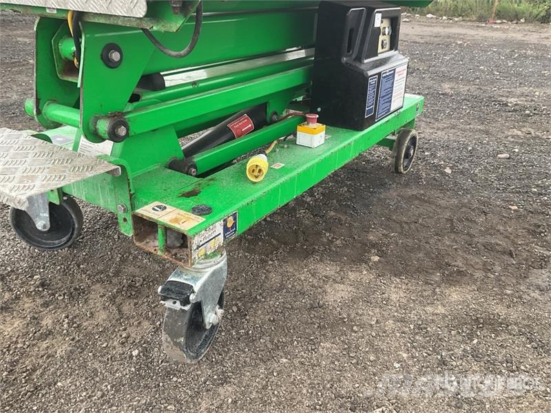 JLG Power Tower Electric Scissor Lift Makazaste platforme