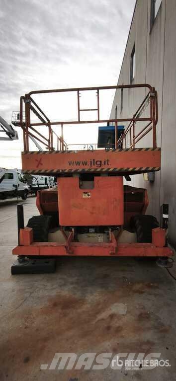JLG RT4394 Scissor Lift (Inoperable) رافعات مقصية الشكل