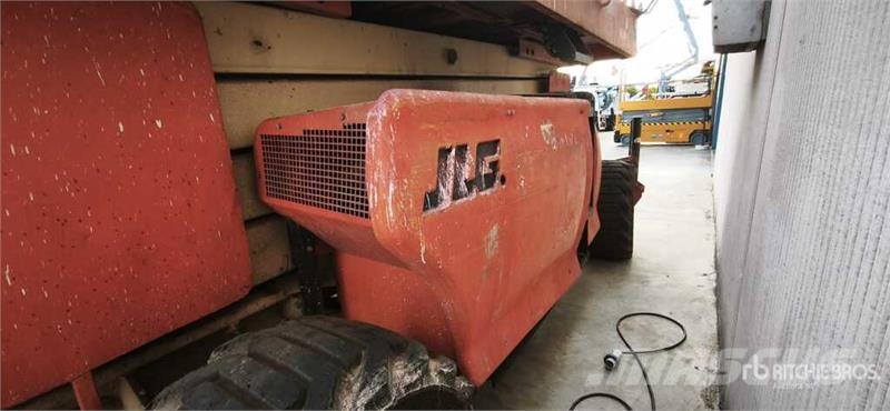 JLG RT4394 Scissor Lift (Inoperable) رافعات مقصية الشكل