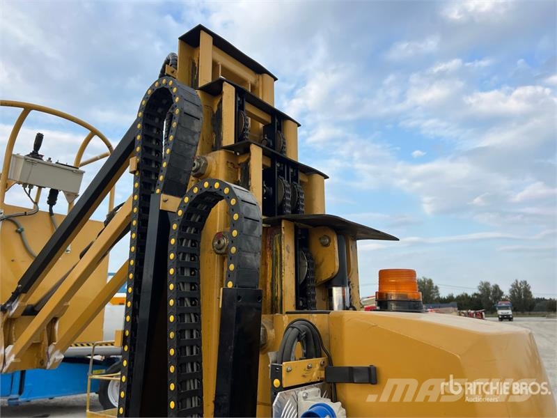 JLG Toucan 1010 Vertical Mast Lift Personenaufzüge