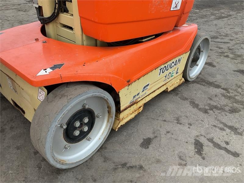 JLG Toucan 10E 2WD Electric Telescopic Boom Lift Nacelles télescopiques