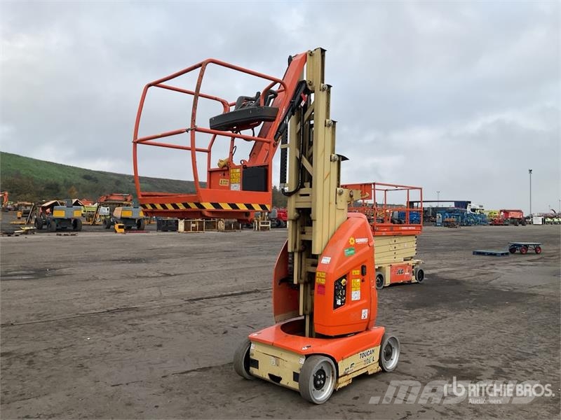 JLG Toucan 10E 2WD Electric Telescopic Boom Lift Nacelles télescopiques