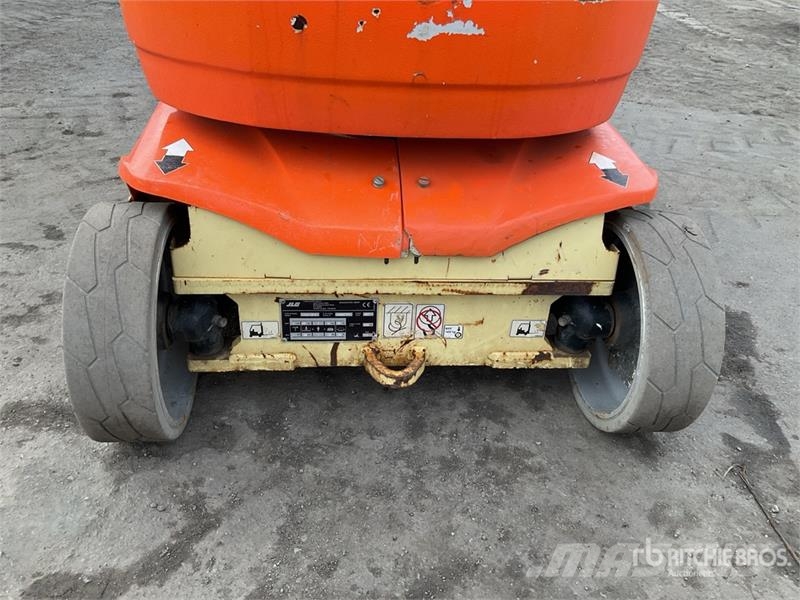 JLG Toucan 10E 2WD Electric Telescopic Boom Lift Nacelles télescopiques