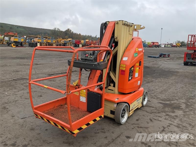 JLG Toucan 10E 2WD Electric Telescopic Boom Lift Nacelles télescopiques