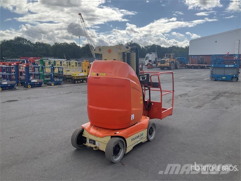 JLG Toucan 10E Vertical Mast Lift Personenaufzüge