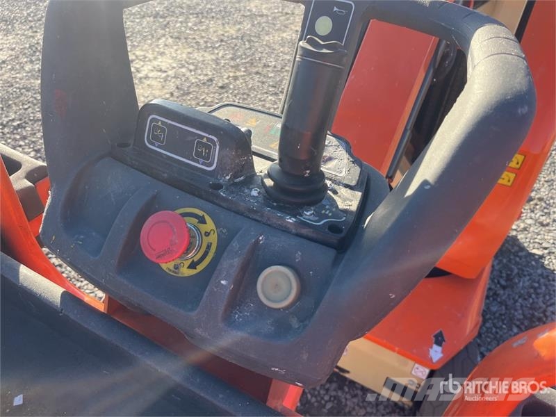 JLG Toucan 10E Vertical Mast Lift Vertikalna dvigala