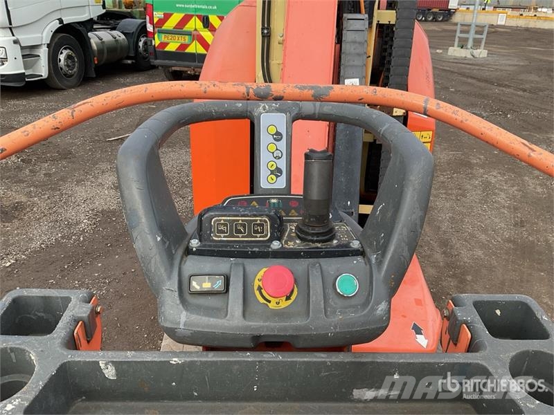 JLG Toucan 12e Plus Vertical Mast Lift رافعات السارية الرأسية