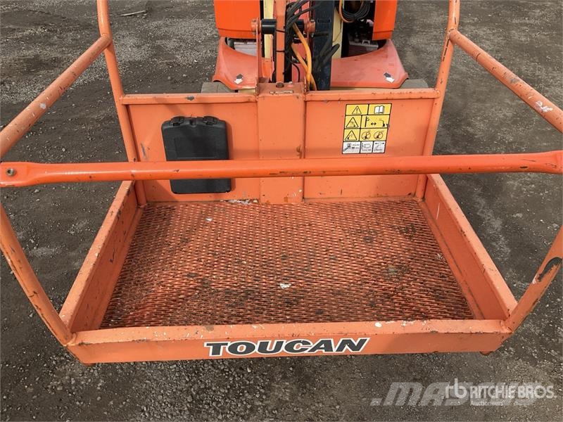 JLG Toucan 12e Plus Vertical Mast Lift رافعات السارية الرأسية