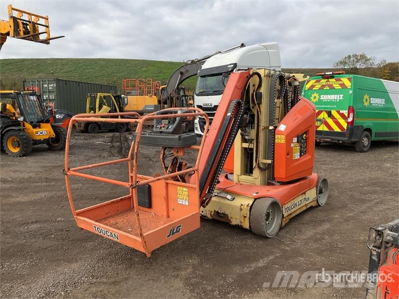 JLG Toucan 12e Plus Vertical Mast Lift رافعات السارية الرأسية