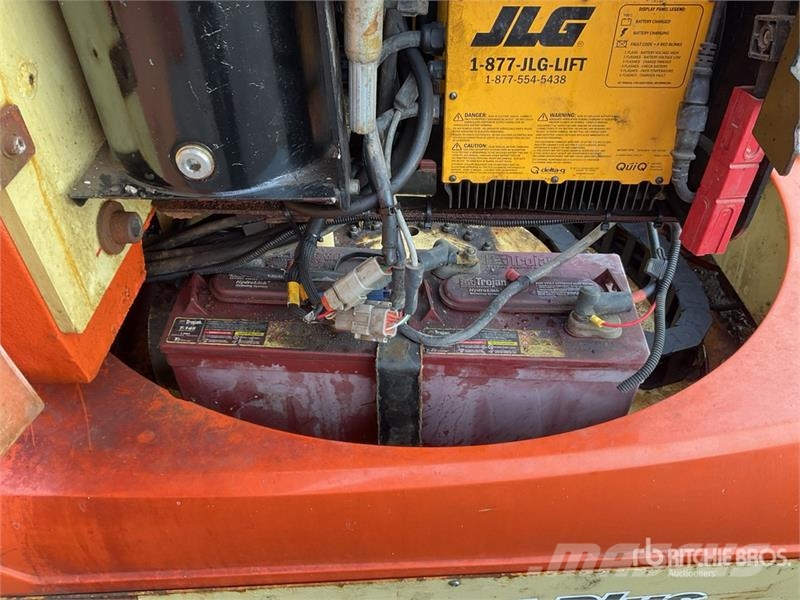 JLG Toucan 12e Plus Vertical Mast Lift رافعات السارية الرأسية