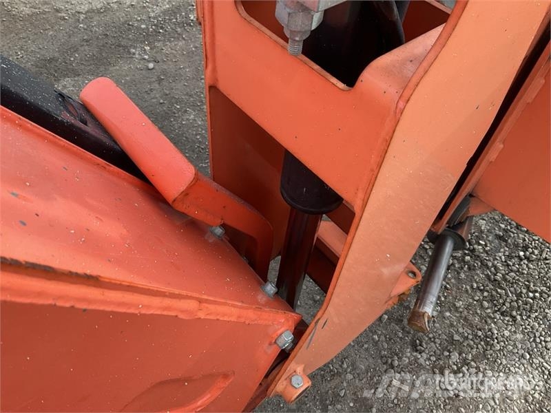 JLG Toucan 12e Plus Vertical Mast Lift رافعات السارية الرأسية