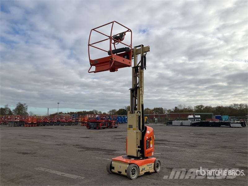 JLG TOUCAN 8E Vertical Mast Lift رافعات السارية الرأسية