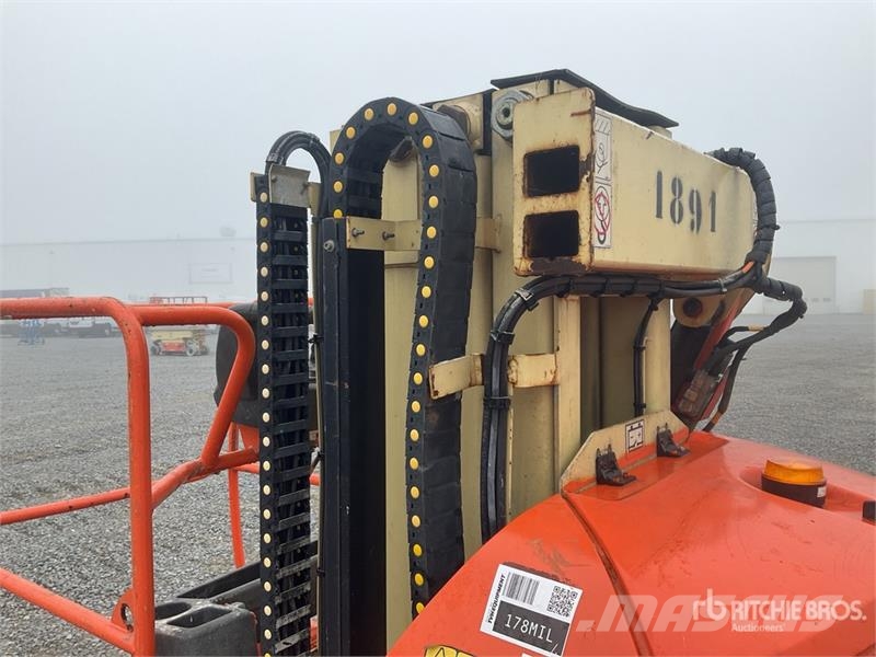 JLG TOUCAN 8E Vertical Mast Lift Jarbolne penjajuće platforme