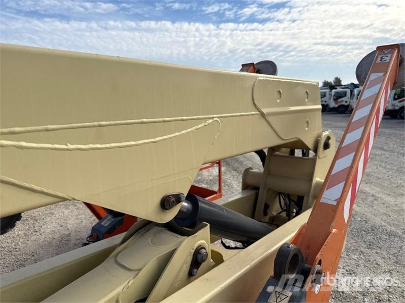JLG X23J Crawler Articulating Boom Lift (Inoperable) Karos emelők