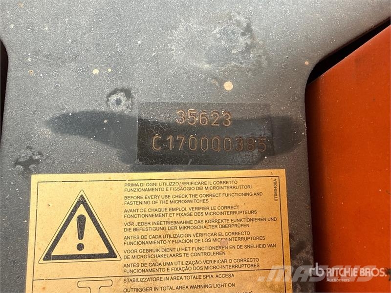 JLG X23J Crawler Articulating Boom Lift (Inoperable) Karos emelők