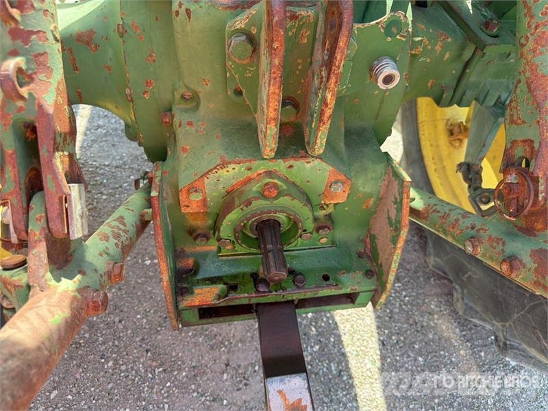 John Deere 1030 4x2 Tracteur Agricole 2WD Tractor Tracteur