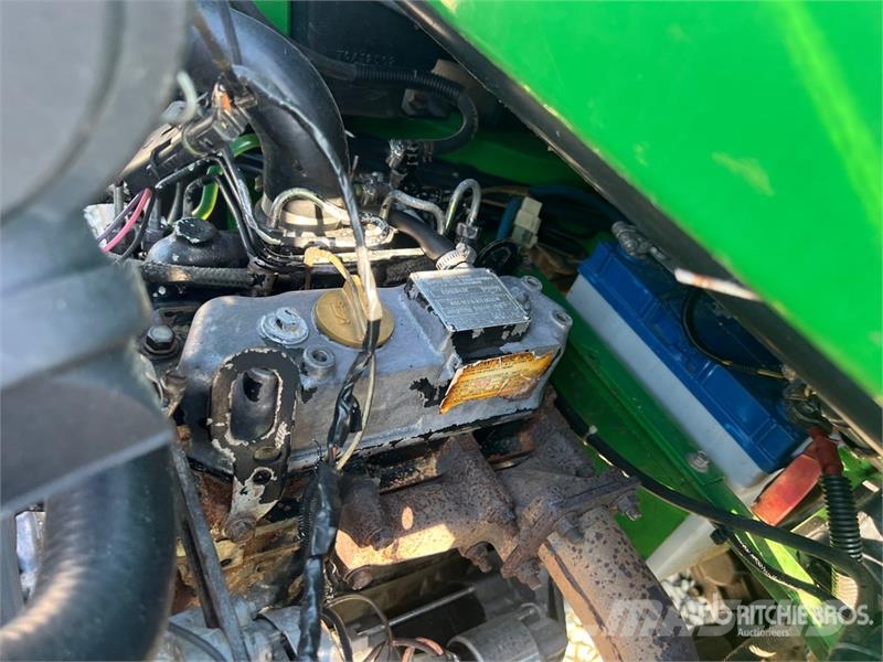 John Deere 1435 Mower Tractor 小型曳引機