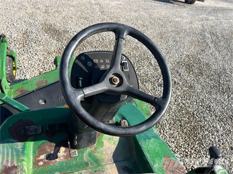 John Deere 1435 Mower Tractor 小型曳引機