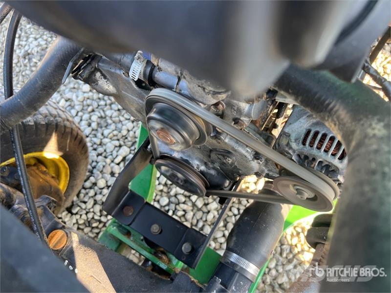 John Deere 1435 Mower Tractor 小型曳引機