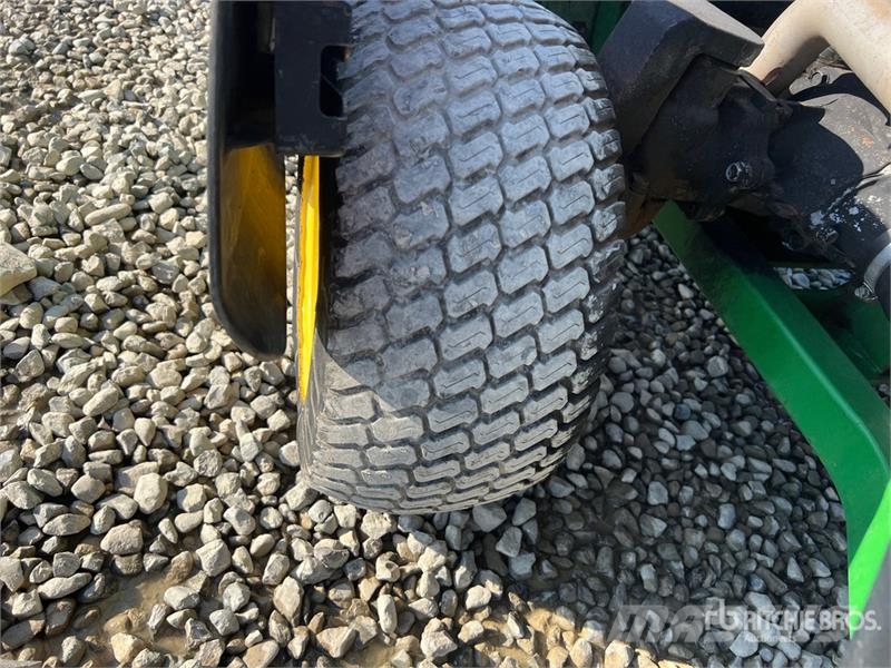John Deere 1435 Mower Tractor 小型曳引機
